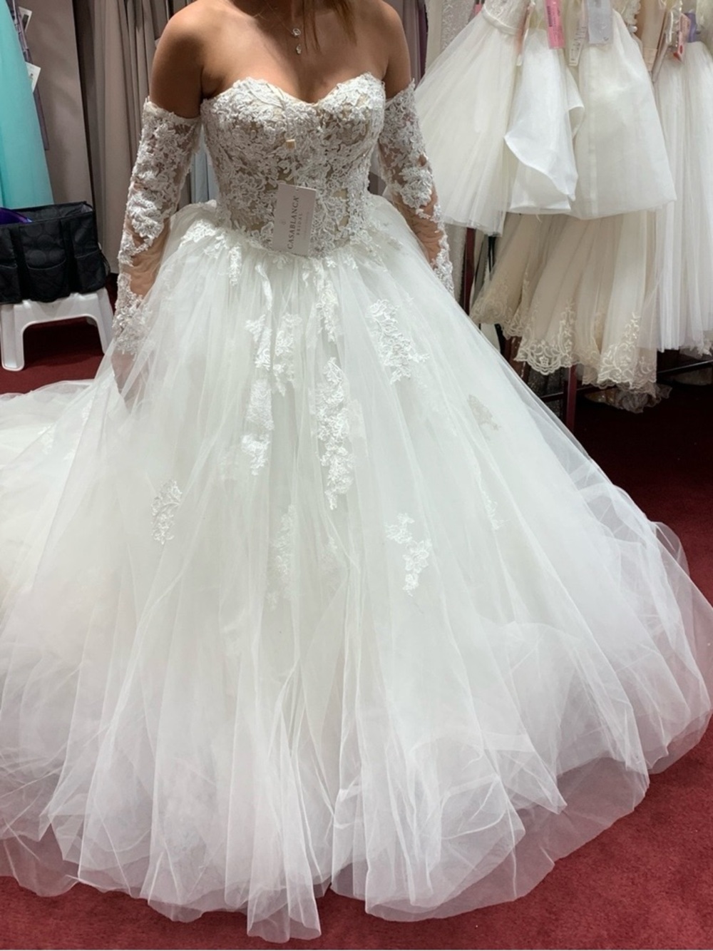 custom made Ivory Off-Shoulder Lace Ball Gown Wedding Dress size 2/4 - Picture 11 of 12